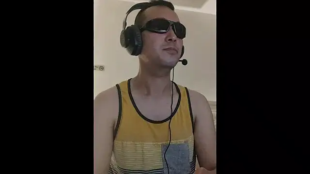 Yeye25199 online show from March 2, 2025, 9:42 am