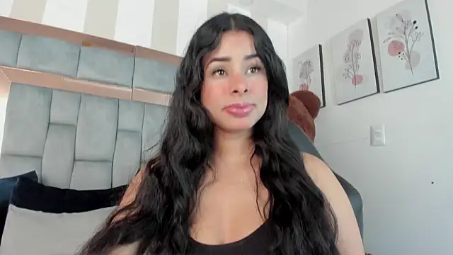 emma castilloo online show from January 31, 2026, 9:46 pm