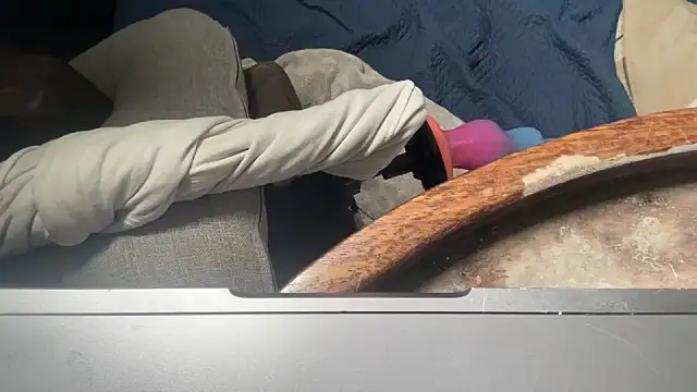 Snapshot of Blazedsurfer30 chatting on November 26, 2025, 11:11 am Blazedsurfer30 online show from November 26, 2025, 11:11 am