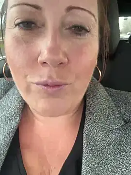 xsexycurvymilf online show from December 23, 2024, 10:53 am