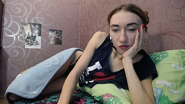 Fire  Foxx online show from December 15, 2024, 7:57 am