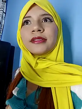 Snapshot of hanaa_18 chatting on December 10, 2024, 5:07 am hanaa 18 online show from December 10, 2024, 5:07 am