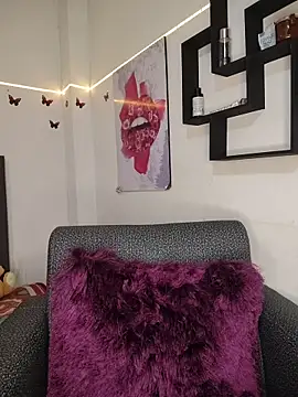 hanaa 18 online show from November 11, 2025, 2:22 am