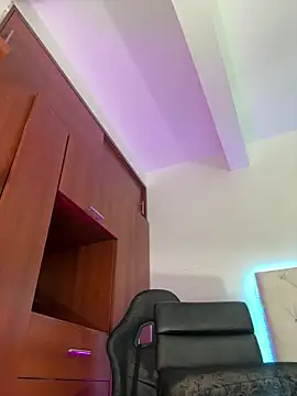 Snapshot of ivannapretyts chatting on November 4, 2025, 4:17 pm ivannapretyts online show from November 4, 2025, 4:17 pm