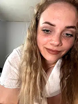 Juuice online show from September 29, 2025, 6:40 am