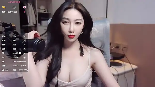 vyizh- online show from December 27, 2024, 2:12 pm