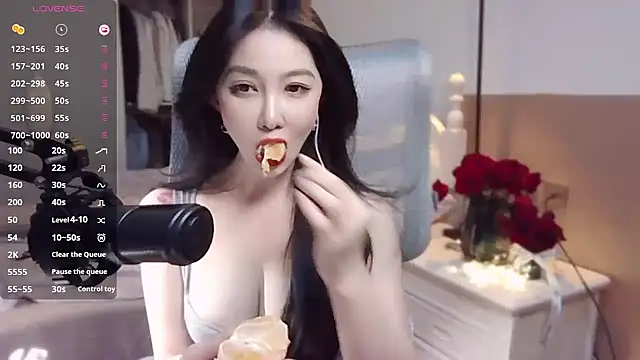 vyizh- online show from January 3, 2025, 1:36 pm