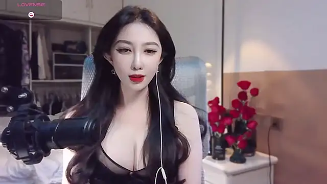 vyizh- online show from March 8, 2025, 5:49 am