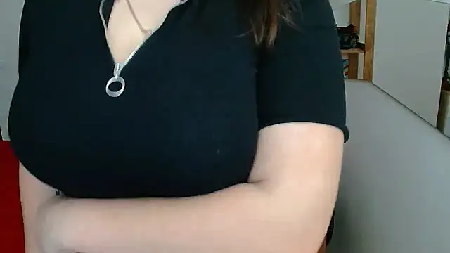 leila beayte  online show from December 10, 2024, 8:38 pm