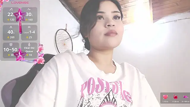 Snapshot of Amara18_ chatting on July 18, 2026, 7:39 pm Amara18 online show from July 18, 2026, 7:39 pm