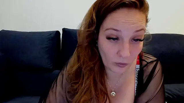 Snapshot of VanessaSquirtt chatting on December 24, 2024, 4:11 am VanessaSquirtt online show from December 24, 2024, 4:11 am