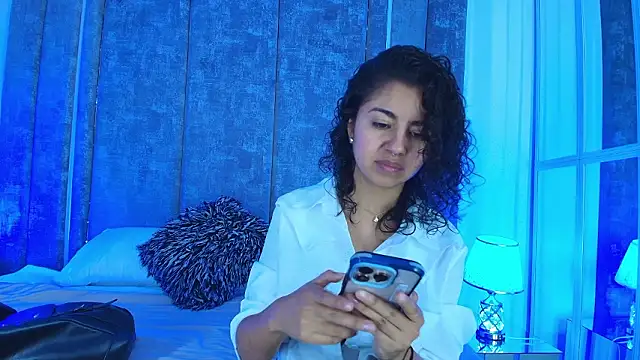 Amareto  online show from February 3, 2026, 2:55 pm