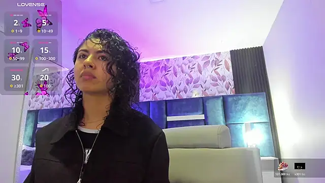 Amareto  online show from February 5, 2026, 11:04 am