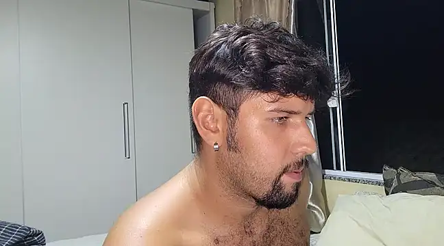 Snapshot of Luksmen chatting on December 12, 2024, 11:58 pm Luksmen online show from December 12, 2024, 11:58 pm