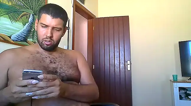 Snapshot of Luksmen chatting on February 25, 2025, 4:10 pm Luksmen online show from February 25, 2025, 4:10 pm