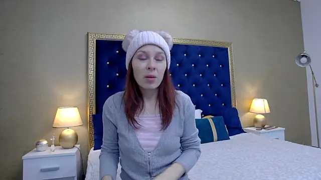 HaileyMoonn online show from December 13, 2024, 4:43 am
