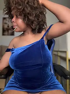 SSEXYBUBBLEBUTT101 online show from December 29, 2024, 7:43 pm