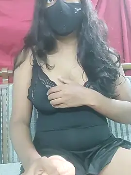 Kunchiii online show from November 18, 2025, 4:33 pm