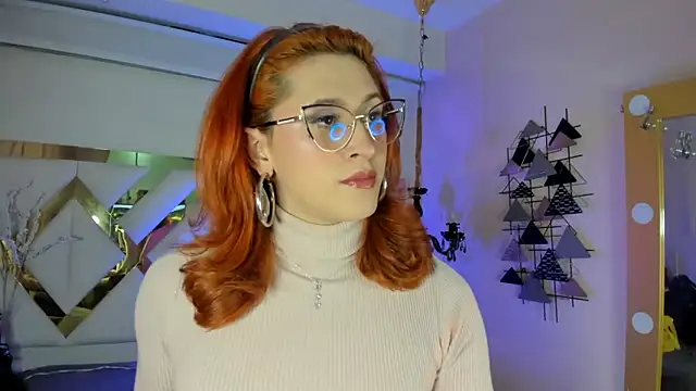 Juliana Saenzz online show from March 14, 2025, 12:51 pm