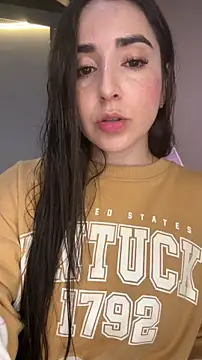 Snapshot of Victoria-And1 chatting on October 30, 2025, 1:51 am Victoria-And1 online show from October 30, 2025, 1:51 am