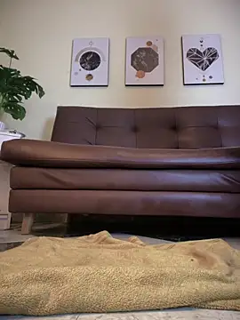 Snapshot of AleezaFrench chatting on March 13, 2025, 2:23 pm AleezaFrench online show from March 13, 2025, 2:23 pm