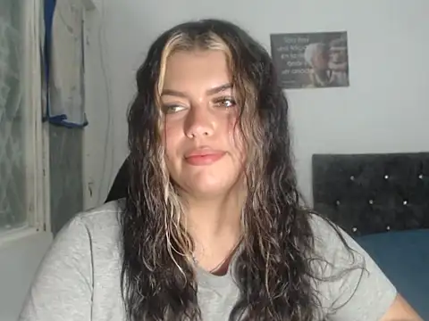 sweetkitty 16 online show from September 24, 2025, 3:54 am