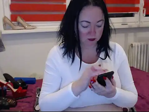 Alexie33 online show from January 18, 2025, 4:10 pm