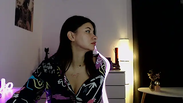 Simply the best online show from September 21, 2025, 7:04 pm