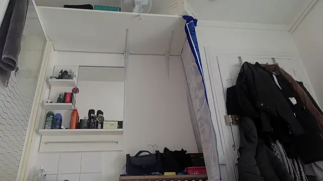 molozeb online show from January 13, 2026, 1:05 pm