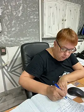 Klio5678 online show from November 12, 2025, 7:13 pm