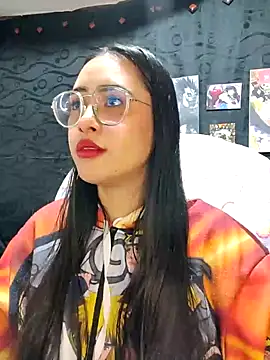 Janna mnt online show from December 17, 2024, 4:34 am