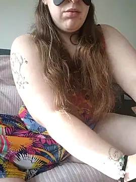 Snapshot of FrancaiseLynne chatting on February 15, 2025, 8:44 am FrancaiseLynne online show from February 15, 2025, 8:44 am