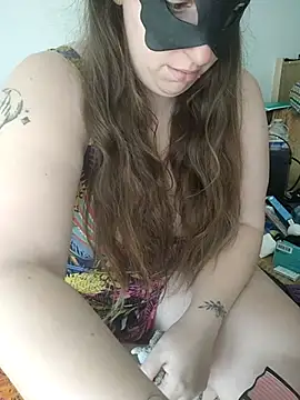 Snapshot of FrancaiseLynne chatting on March 16, 2025, 9:27 am FrancaiseLynne online show from March 16, 2025, 9:27 am