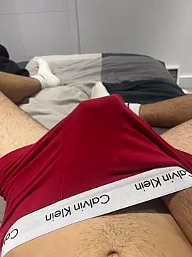 h0rnyguy001 online show from October 2, 2025, 10:28 pm