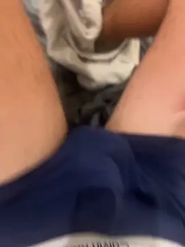 h0rnyguy001 online show from February 15, 2026, 11:08 am