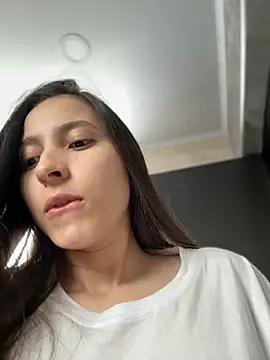 Snapshot of LittleDoll___ chatting on October 25, 2025, 1:29 pm LittleDoll online show from October 25, 2025, 1:29 pm