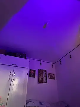 LiliJones  online show from March 18, 2025, 10:26 pm