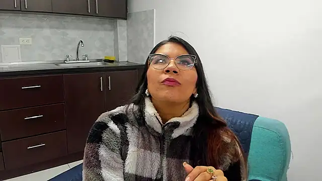 Luna Dumont online show from February 13, 2025, 11:17 am