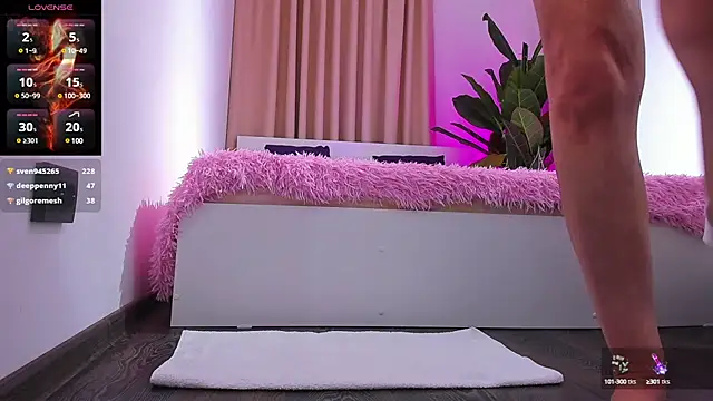 Snapshot of SheilaRyan chatting on February 18, 2025, 8:16 am SheilaRyan online show from February 18, 2025, 8:16 am