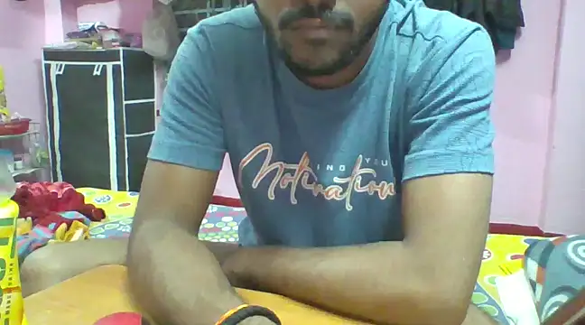 Snapshot of Rocky4702 chatting on February 12, 2025, 7:45 pm Rocky4702 online show from February 12, 2025, 7:45 pm