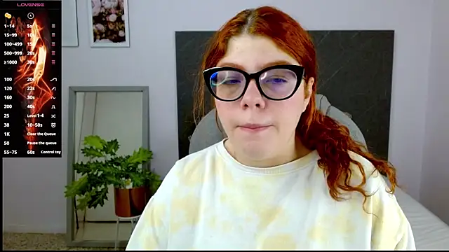 lucie nicolls online show from January 20, 2025, 7:57 pm