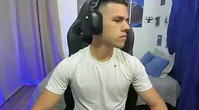 JacobKirito online show from December 18, 2024, 2:10 am