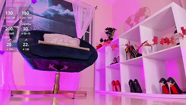 Itzeldreams online show from March 18, 2025, 4:15 pm