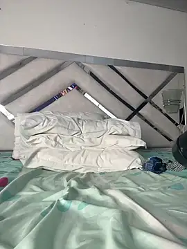 maybelline69 online show from February 27, 2026, 10:15 am