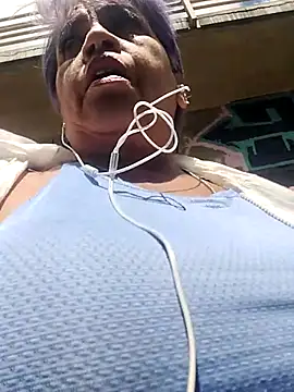 DirtyBIianca online show from May 23, 2026, 3:49 pm