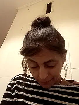 Snapshot of ChantalXOrchid chatting on May 28, 2026, 1:25 am ChantalXOrchid online show from May 28, 2026, 1:25 am