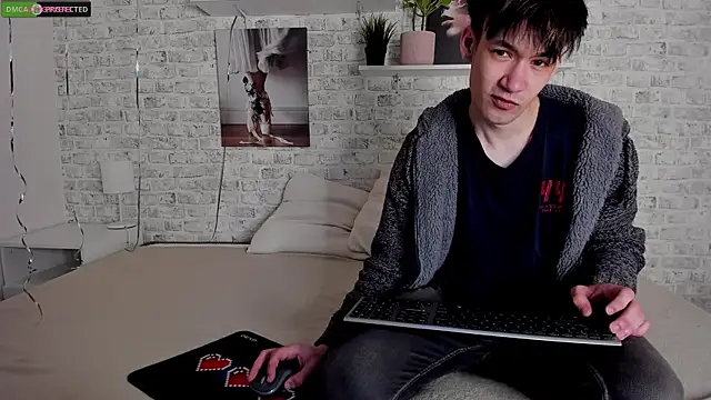 CalvinOwens online show from March 9, 2025, 3:43 am