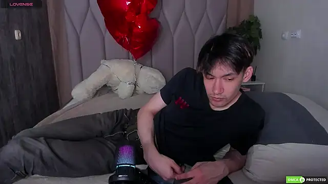 CalvinOwens online show from March 12, 2025, 9:44 am