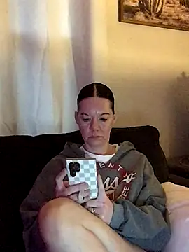 SidneyRaee online show from January 6, 2026, 3:27 pm