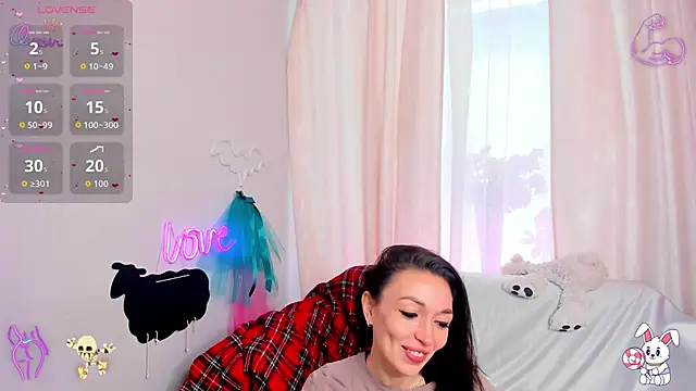Snapshot of jessica_tiny chatting on May 9, 2026, 2:28 am jessica tiny online show from May 9, 2026, 2:28 am
